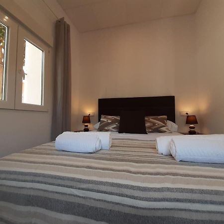 The Yellow Corner Apartment Alicante Bagian luar foto