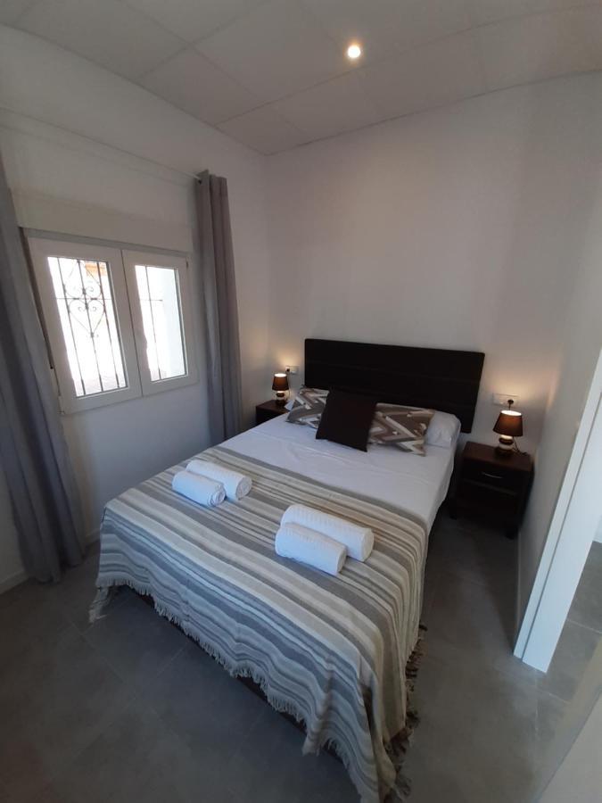 The Yellow Corner Apartment Alicante Bagian luar foto